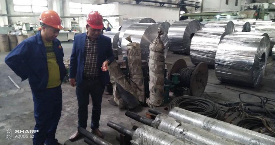 فرشاة Anhui Union مدعوة لزيارة مصنع العميل في صناعة الدرفلة