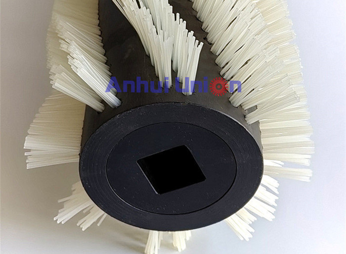 Spiral Nylon Brush Roller